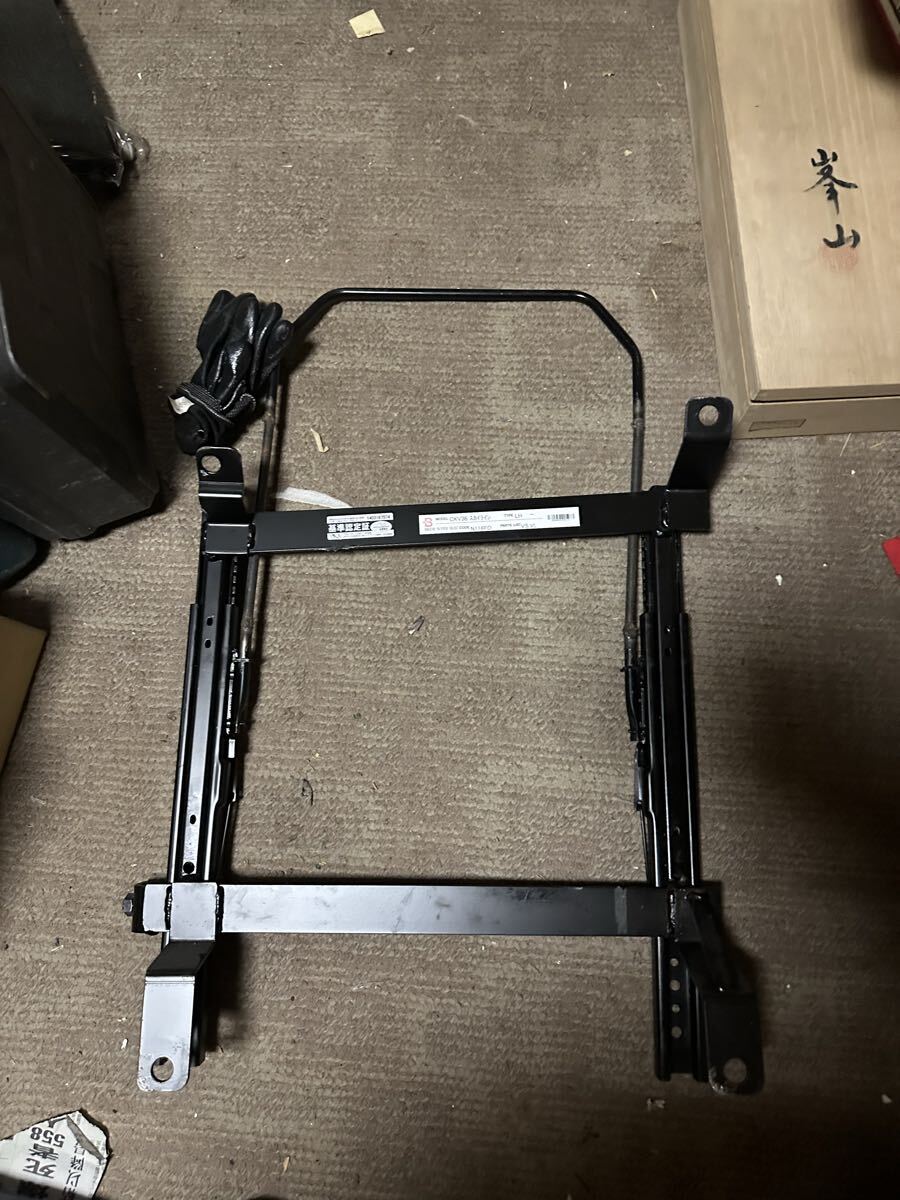 CKV36 シートレール 助手席 ブリッド BRIDE_画像2