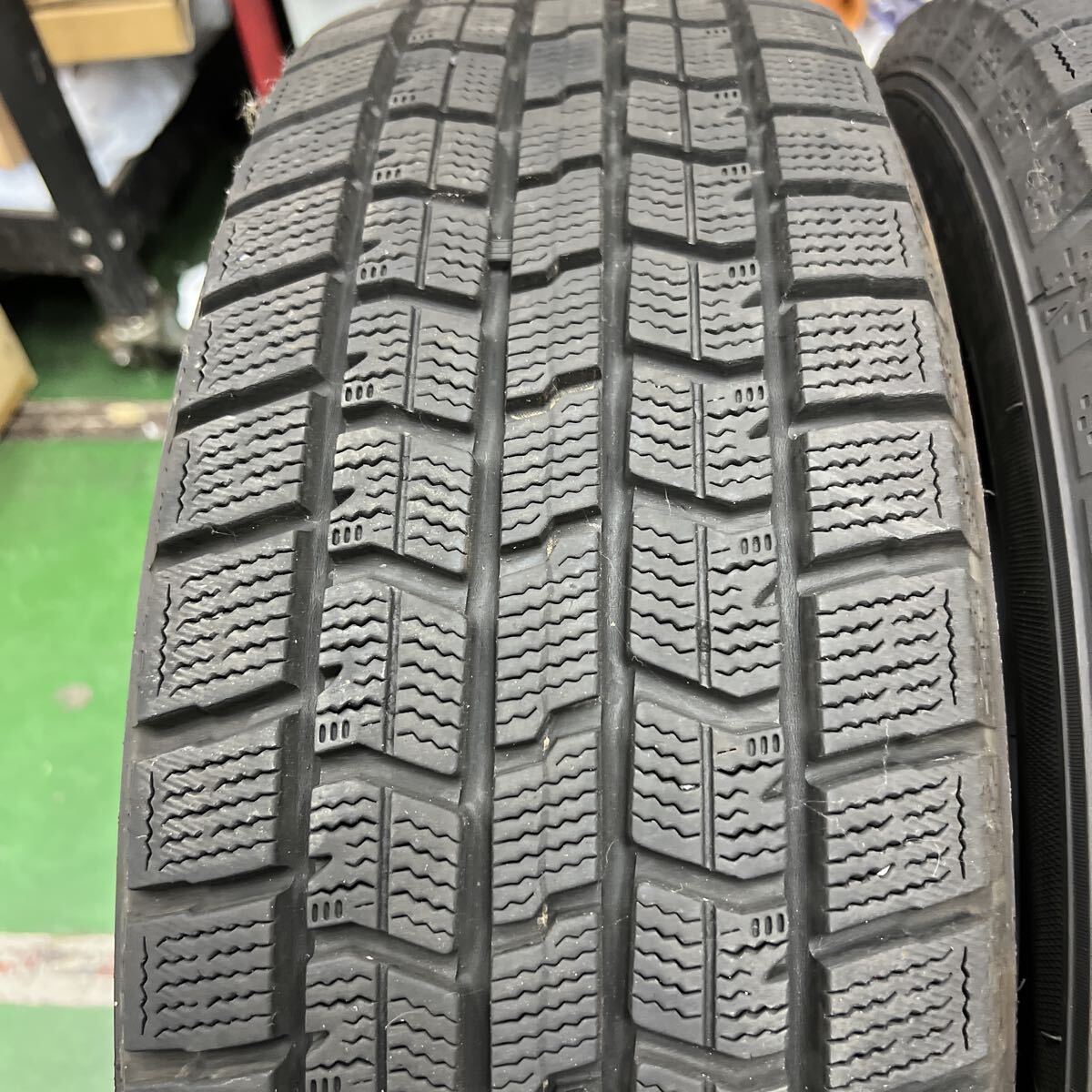 グッドイヤー 195/65R16 4本セット アイスナビ7 スタッドレス バリ山 セレナ ステップワゴン_画像2