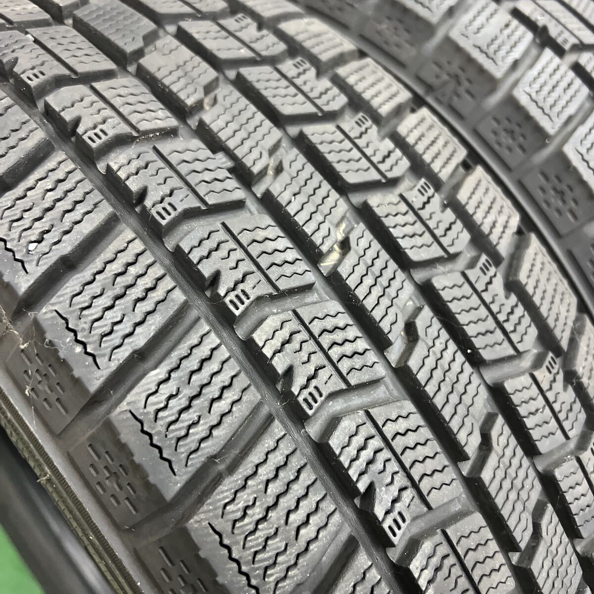 グッドイヤー 195/65R16 4本セット アイスナビ7 スタッドレス バリ山 セレナ ステップワゴン_画像6