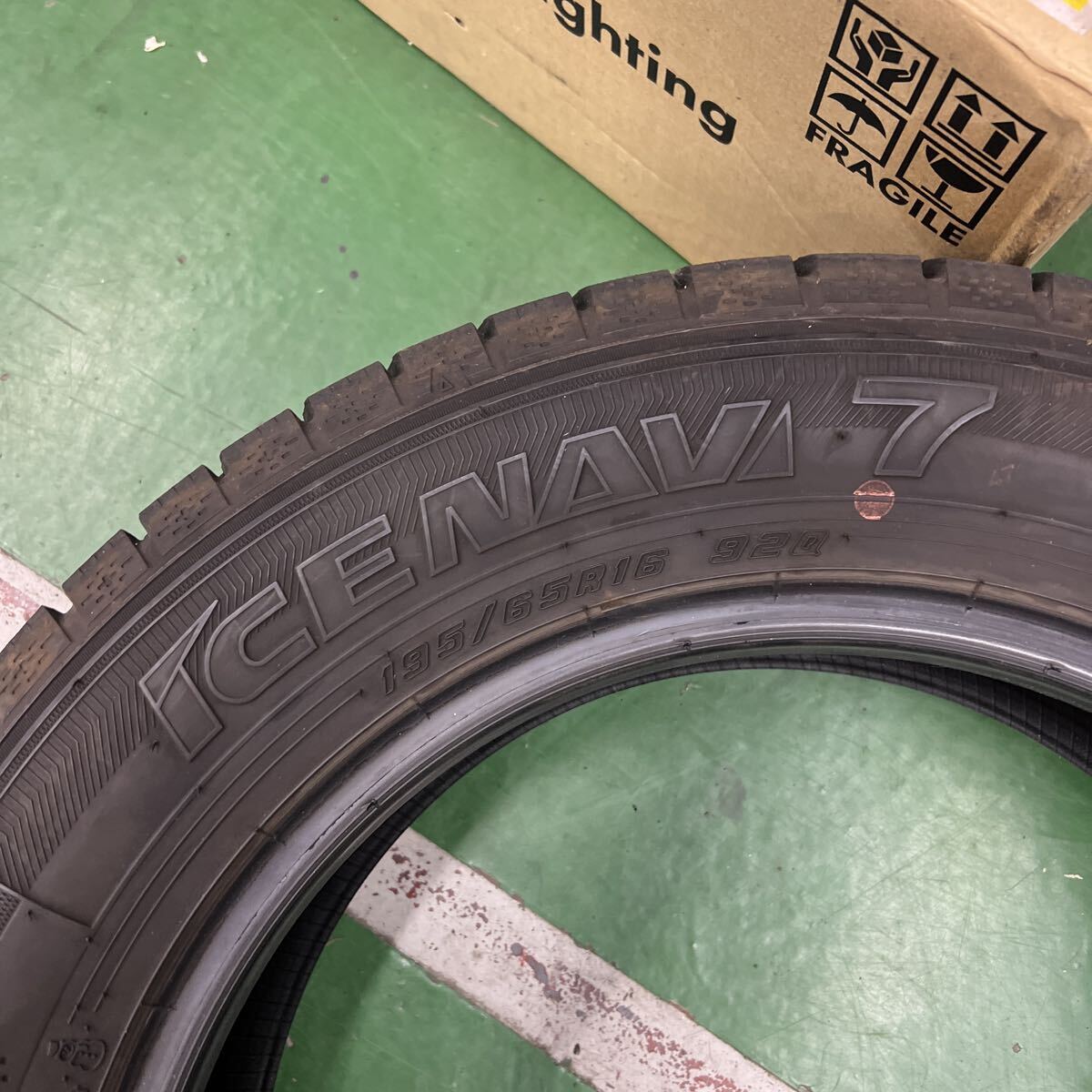 グッドイヤー 195/65R16 4本セット アイスナビ7 スタッドレス バリ山 セレナ ステップワゴン_画像9