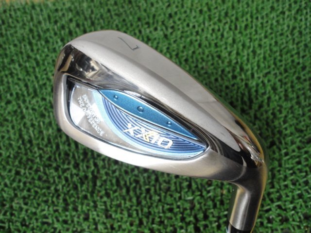 ■ダンロップ ゼクシオ 13 レディース 単品アイアン I#7 ブルー XXIO 13 BLUE I#7 30 MP1300L L カーボンシャフト L 中古品 日本正規品_画像1