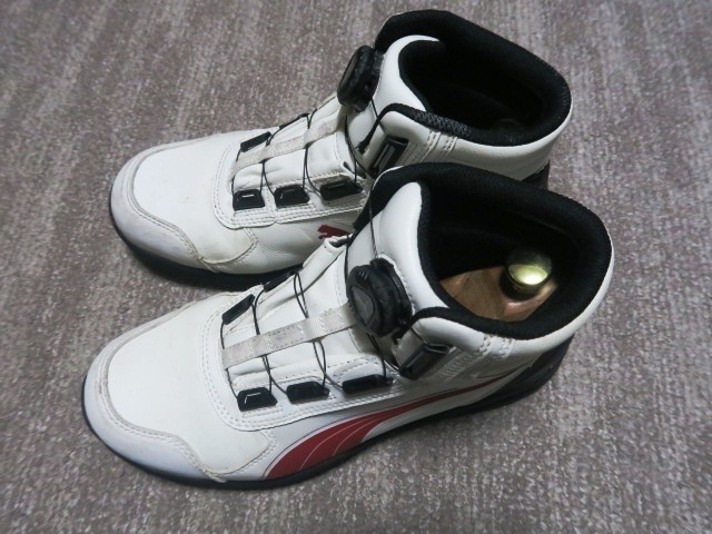 1.6万 良品 24年製 プーマ PUMA RIDER 2.0 ホワイト×レッド DISK MID ファイバー先芯 ダイヤル安全スニーカー 耐熱底 衝撃吸収 安全靴 25_画像2