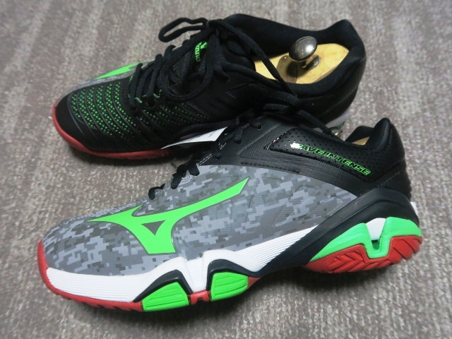 1.6万 未使用 タグ付 MIZUNO WAVE INTENSE TOUR 2 ミズノ ウエーブインテンスツアー2AC GREY/GREEN/BLACK US7.5 25.5cm オールコート用_画像3