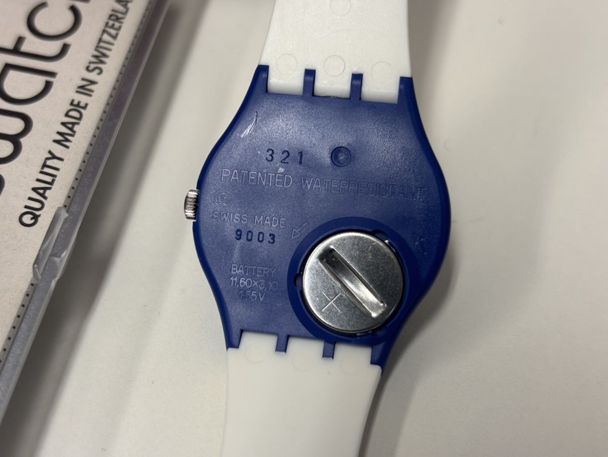 C3674-J40-328◎swatch スウォッチ カステルバジャック クォーツ 腕時計 現状品①◎_画像4