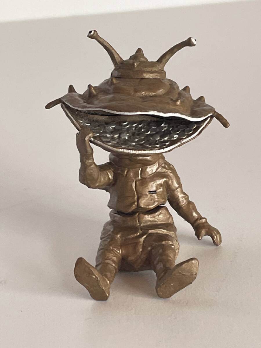 バンダイ カネゴン HG ウルトラマンタロウ ウルトラの国大爆発編 ウルトラQ 円谷プロ_画像1