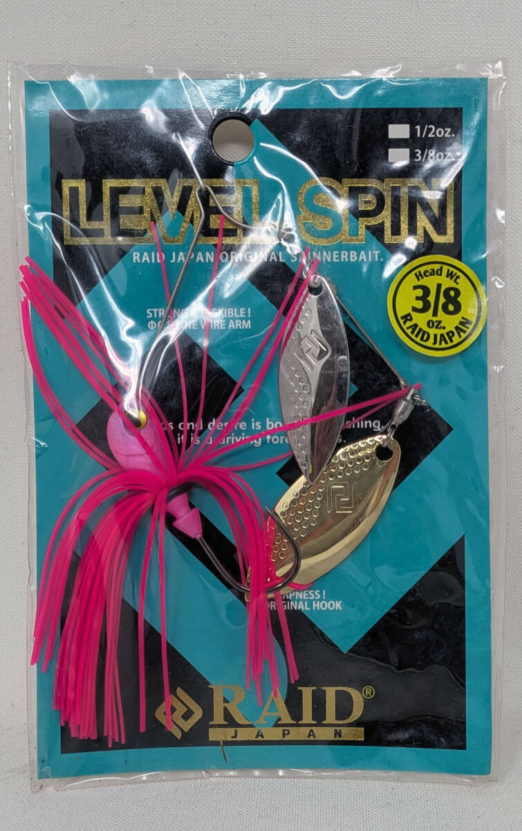 ★【新品 袋キズあり】ルアー RAID JAPAN(レイドジャパン) LEVEL SPIN(レベルスピン) 3/8oz PHEROMONE★_画像1