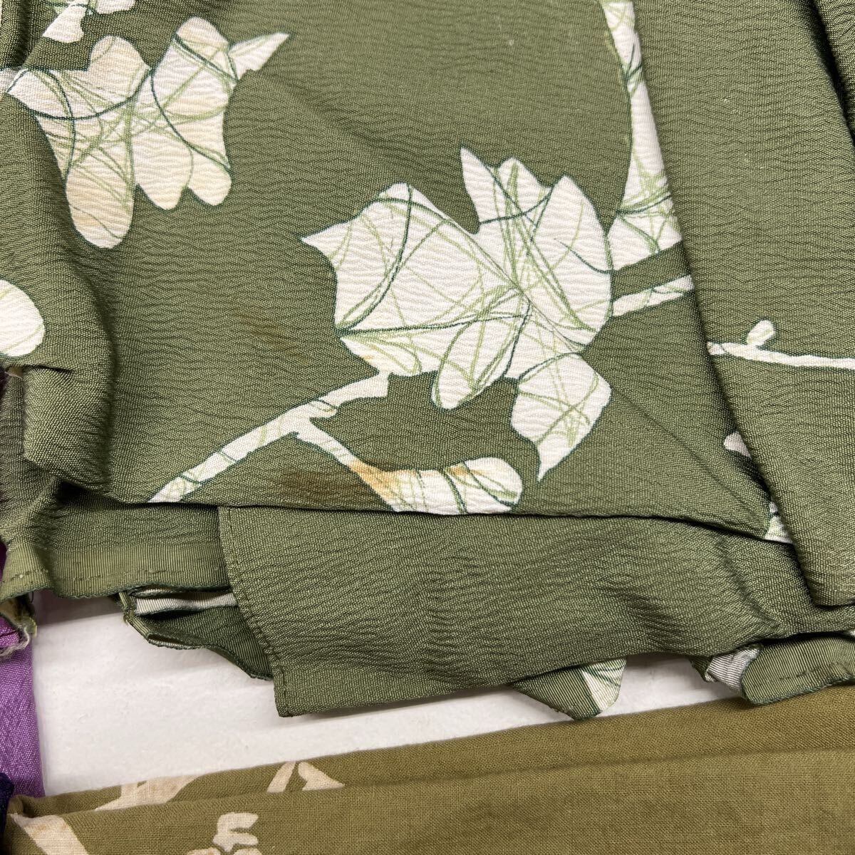 【ヤ100】 ① 風呂敷 袱紗 ちりめん 中判 大判 和装小物 綿 小物 ナイロン 絹 箱入り 箱無し 未使用品 中古品 32点 いろいろまとめて_画像7