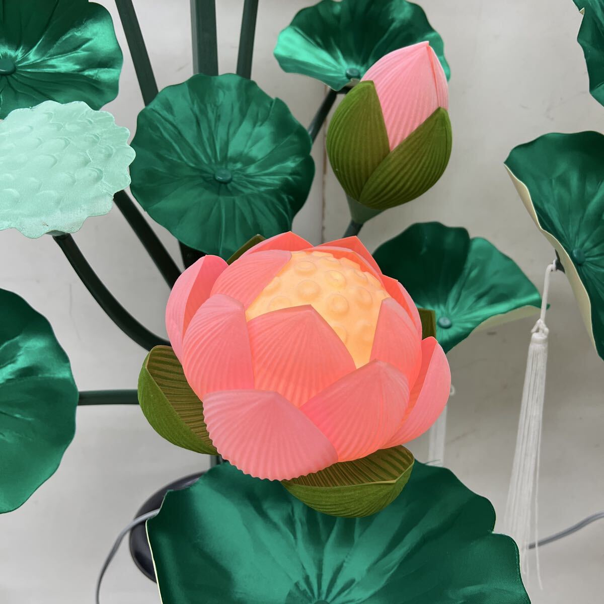 【ヤ160】 常花 花立 御盆用 提灯 京蓮華 水葉蓮 仏具 お盆用 仏具用品 お盆 初盆 コード式 行灯 あんどん 中古品_画像2