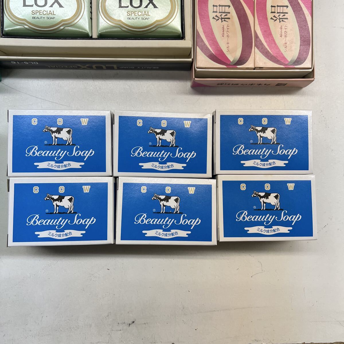 【ヤ100】 固形石鹸 資生堂 花王 牛乳石鹸 LUX カネボウ 石鹸 石けん ソープ 箱入り 未使用品 まとめて 7箱(74個)_画像7