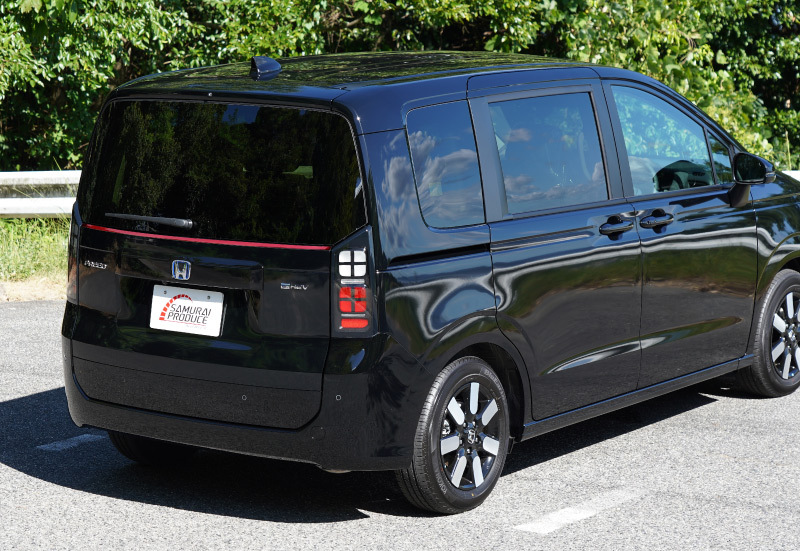 新型フリード GT系 エアー クロスター バックドアガーニッシュ 1P パーツレッド仕上げ 塗装商品 外装 カスタム パーツ_画像10