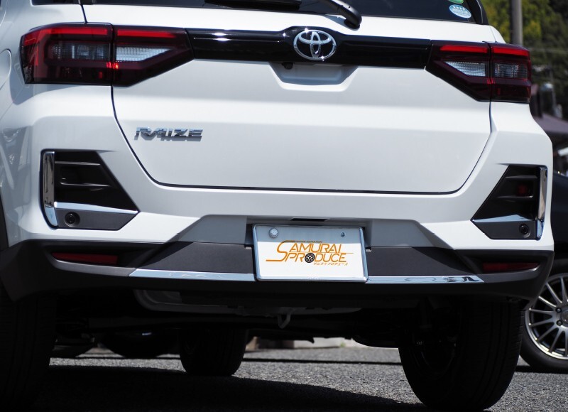 セット割 トヨタ ライズ ダイハツ ロッキー リヤフォグランプ&リアバンパーガーニッシュ 鏡面仕上げ セット_画像7