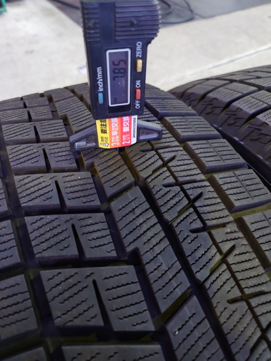 ヨコハマスタッドレスタイヤ　ice GUARD iG60 215/45R17 中古品４本!（2022年製）_画像2