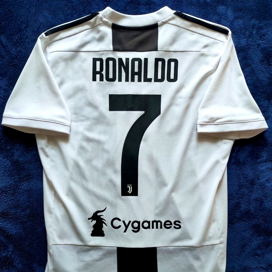 【美品】ユベントス クリロナ 18/19 ユニフォーム Mサイズ_画像1