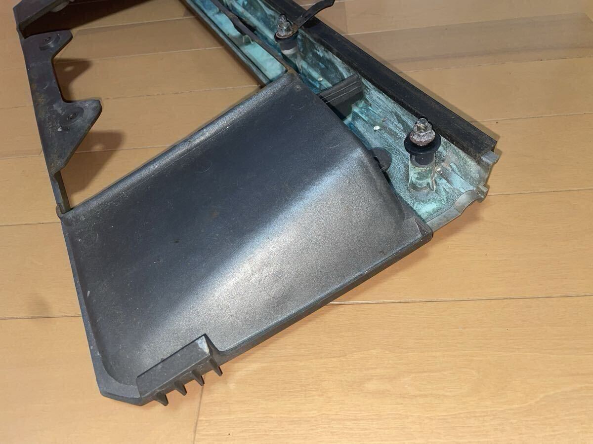 日産 HGC211 スカイライン ジャパン 2000GT EX 2ドア L20 純正 リアガーニッシュ 希少 レストアベース コレクション等に【注意事項読め!】_画像8