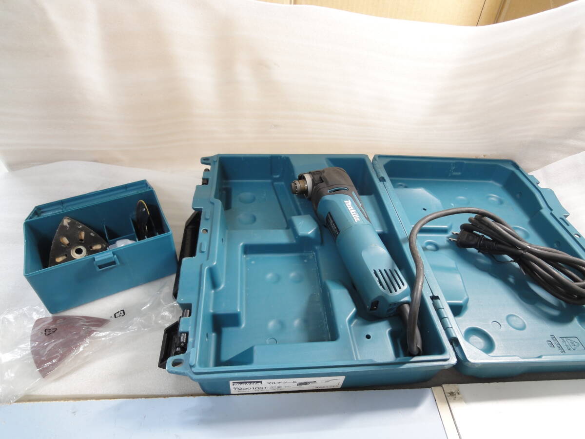 ■makita/マキタ■工具レス交換可能マルチツール/ケース付き■TM3010CT■中古■ ★即決★_画像1