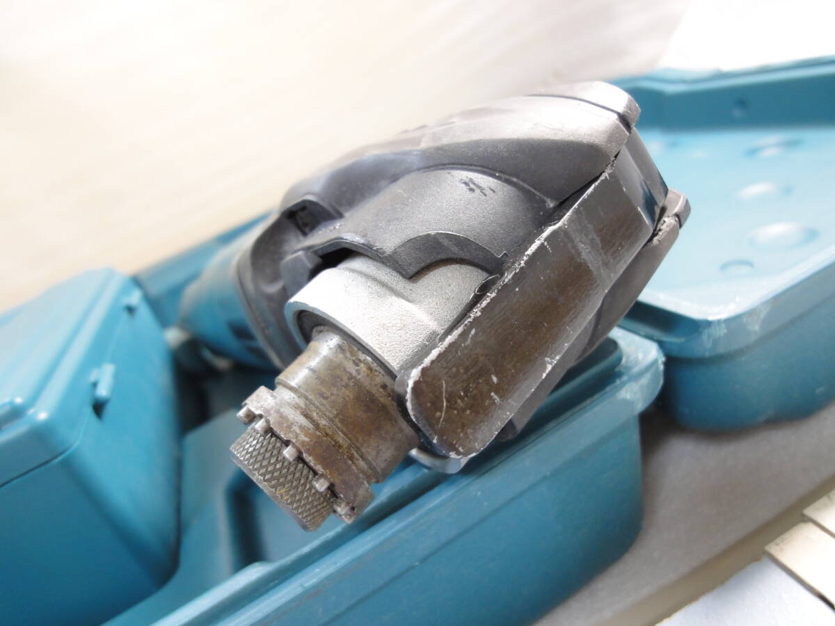 ■makita/マキタ■工具レス交換可能マルチツール/ケース付き■TM3010CT■中古■ ★即決★_画像2
