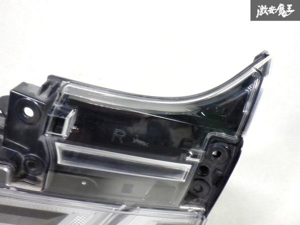 ☆保証付 即発送☆ シーケンシャルウィンカー AYH30 AGH30 GGH30 後期 ヴェルファイア LED テールライト フィニッシャー 右 KOITO 58-85_画像5