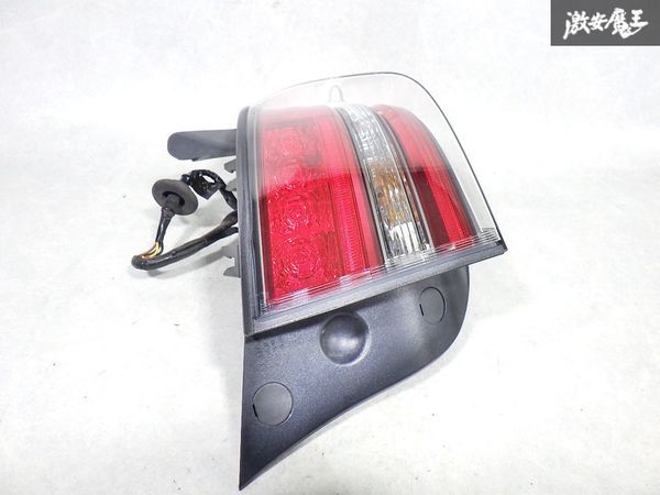 【保証付！ 即発送！】トヨタ 純正 サイ SAI AZK10 後期 純正 テールライト テールランプ 左 助手席 KOITO75-16_画像7
