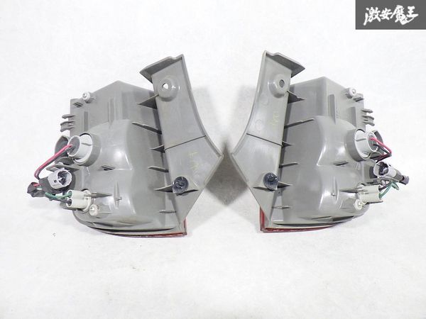 【保証付！ 即発送！】トヨタ 純正 ZNM10G ZNM10W ANM10G ANM15G ANM15W アイシス テールライト テールランプ 左右 セット KOITO 44-64_画像8