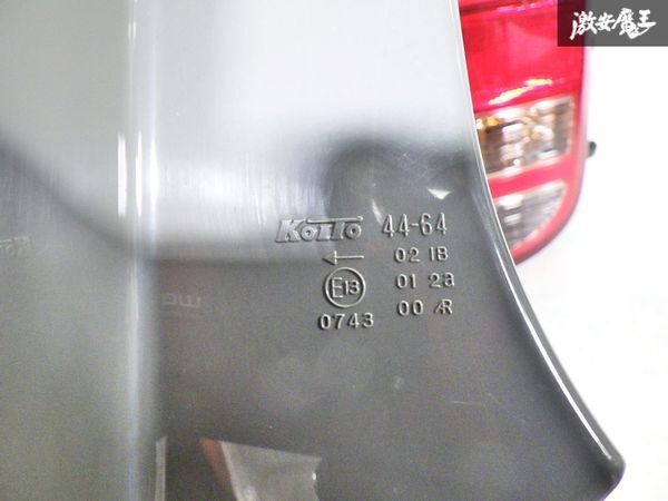 【保証付！ 即発送！】トヨタ 純正 ZNM10G ZNM10W ANM10G ANM15G ANM15W アイシス テールライト テールランプ 左右 セット KOITO 44-64_画像9