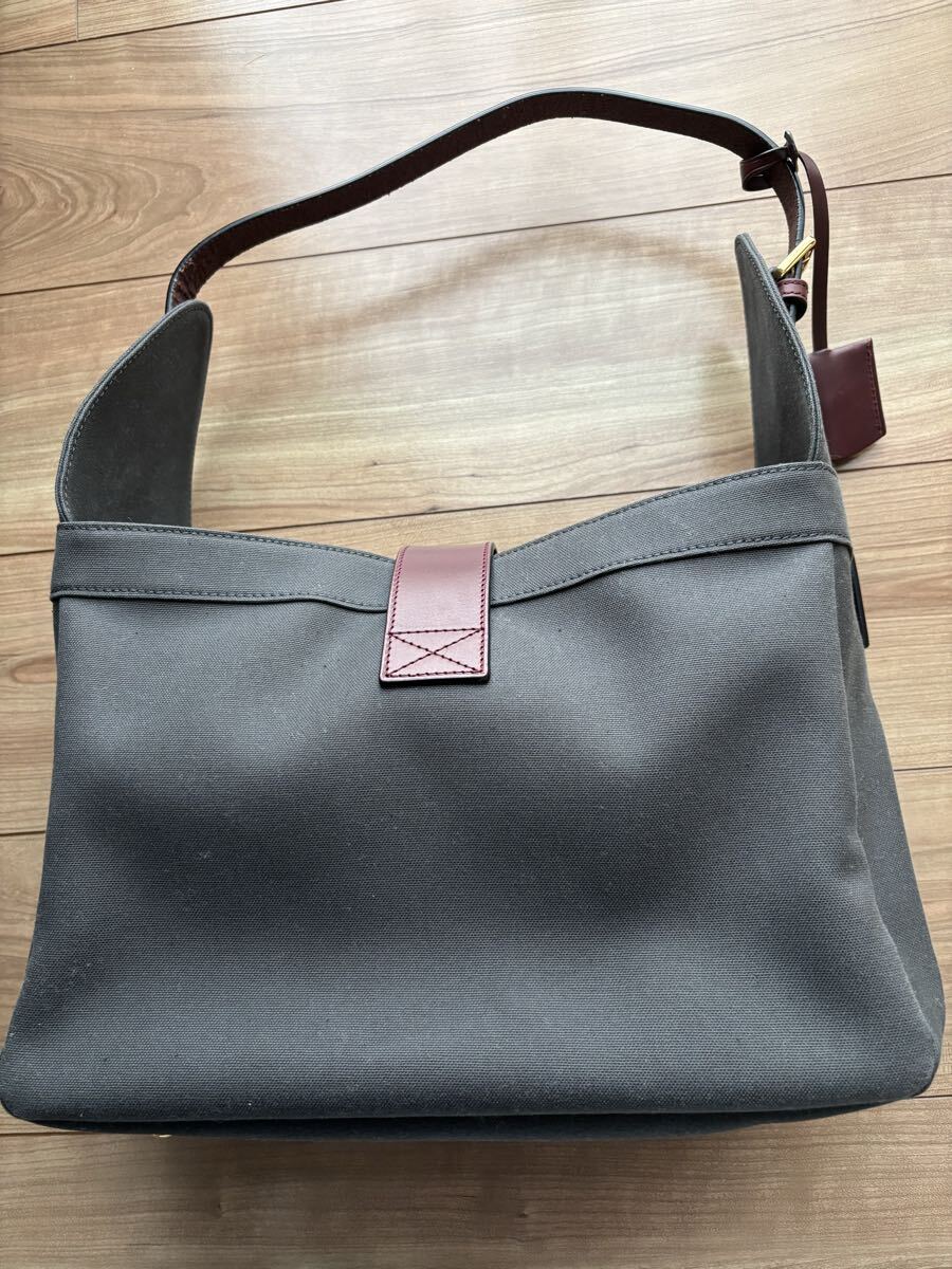 LOEWE ロエベ　ワンショルダーバッグ キャンバス_画像3