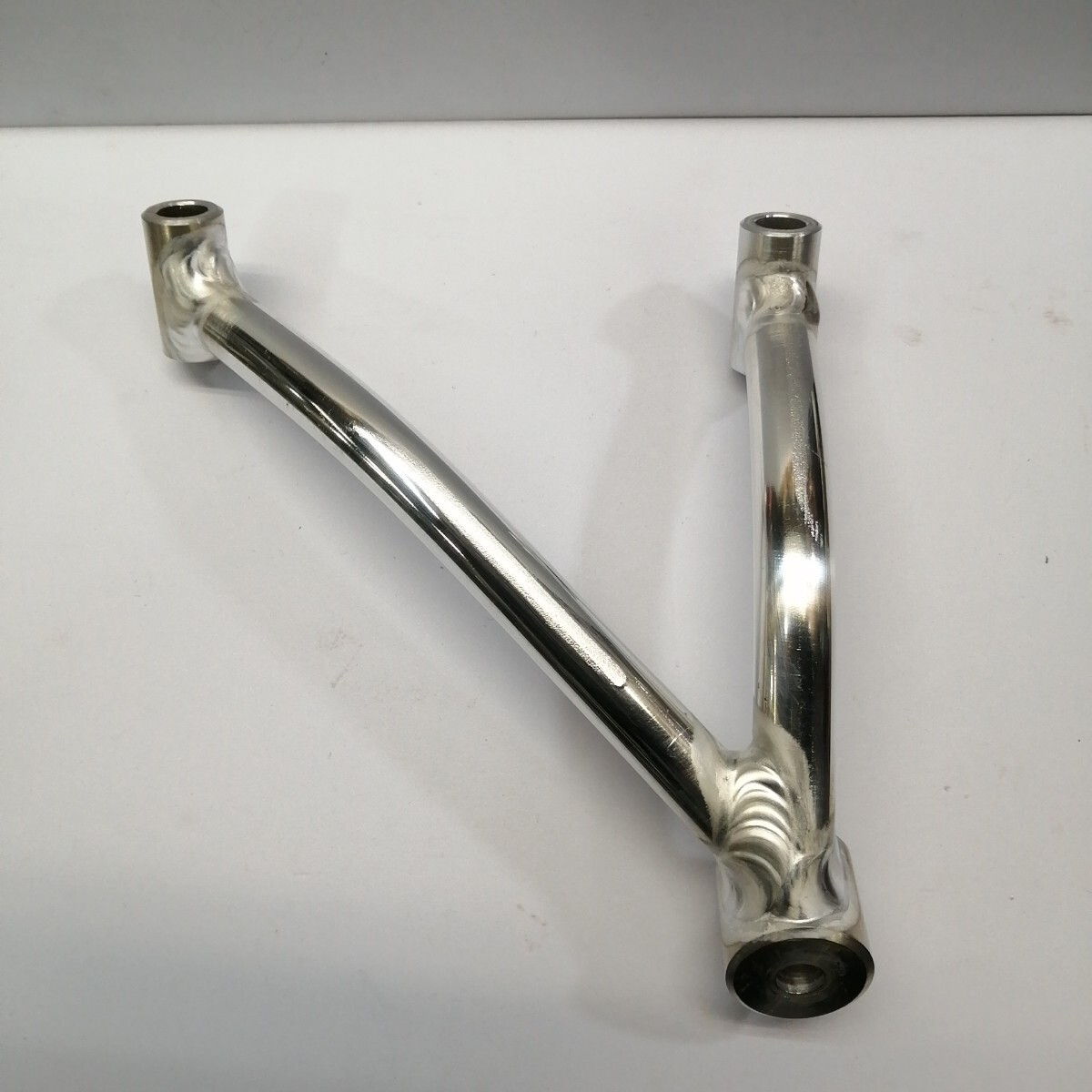 gpz900r マフラーステー アルミ 多分アップマフラー用_画像1