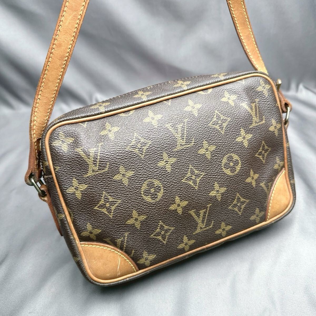 B183 ルイヴィトン モノグラム トロカデロ27 ショルダーバッグ 斜めがけバッグ M51274 シリアル _画像3
