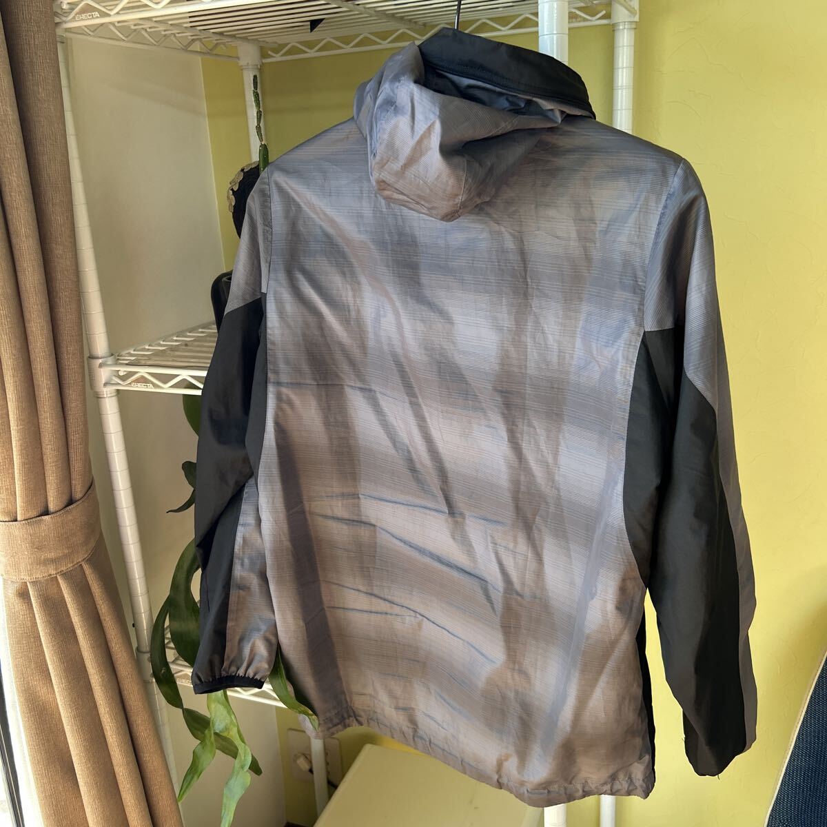 アリーナ　arena ナイロンパーカ　グレー　SM_画像6