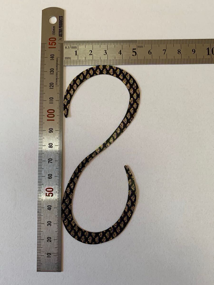 タイラバ　8本　3本針仕様　シリコン製カーリーネクタイ　ゴールドオーロラスカート_画像9