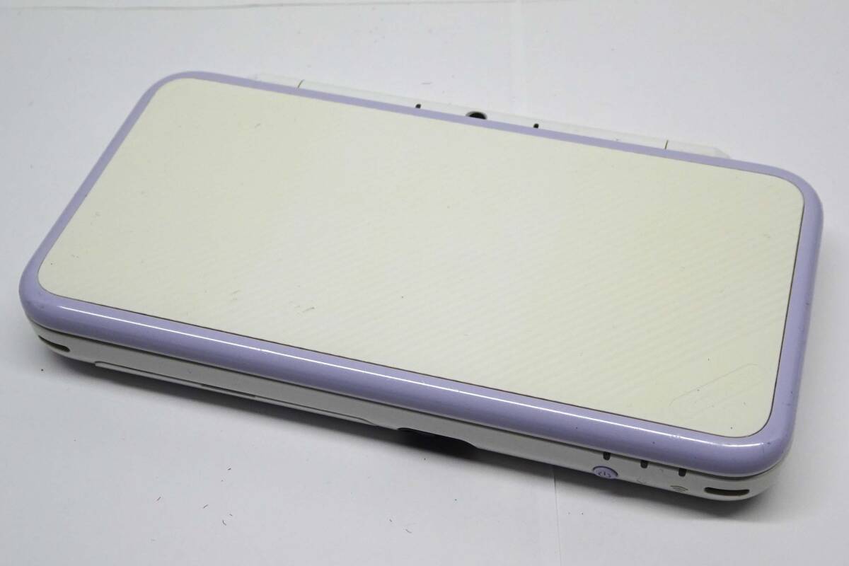 ■液晶割れ■ NEWニンテンドー2DS LL ホワイト×ラベンダー ■動作可■_画像1