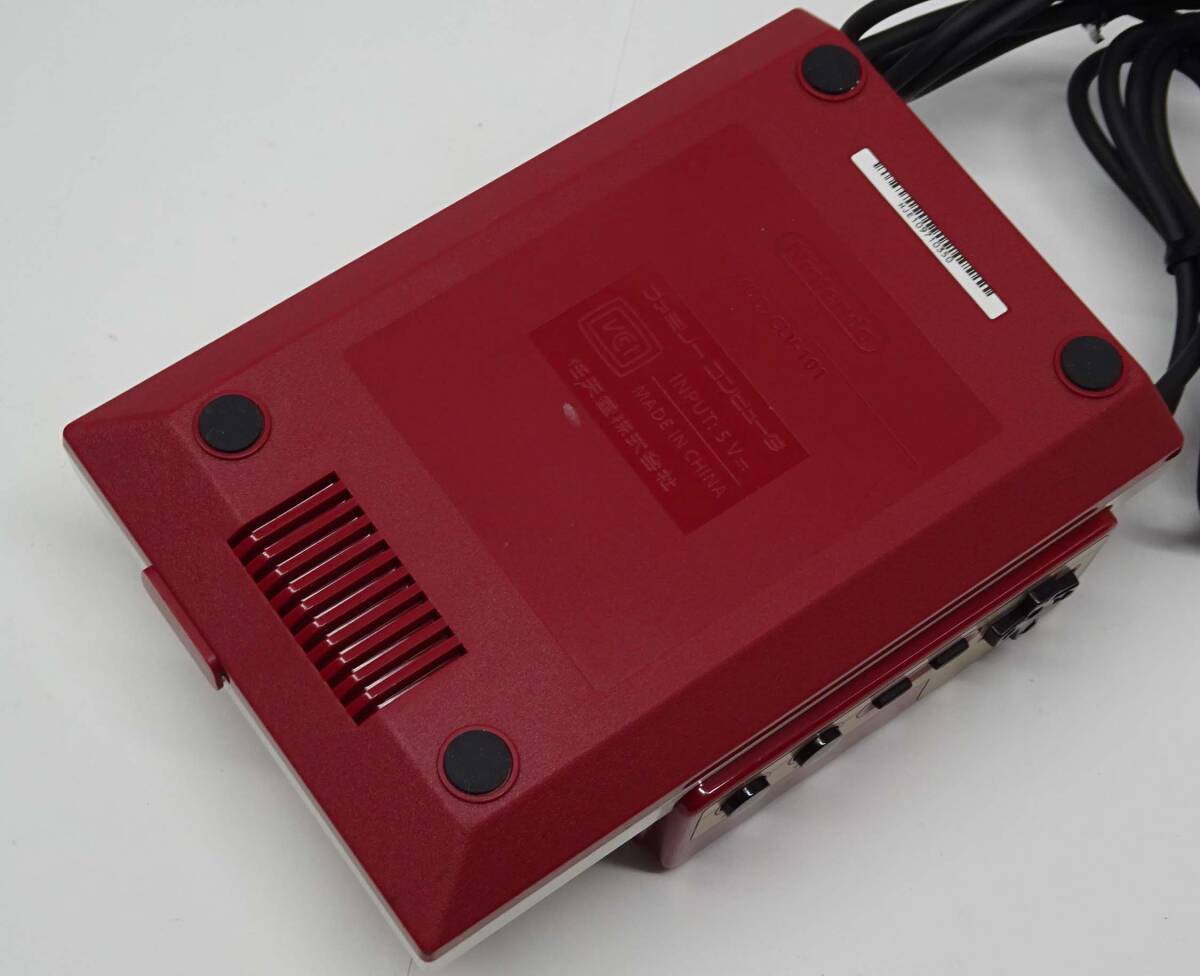 ニンテンドークラシックミニ ファミリーコンピュータ 本体のみ_画像3