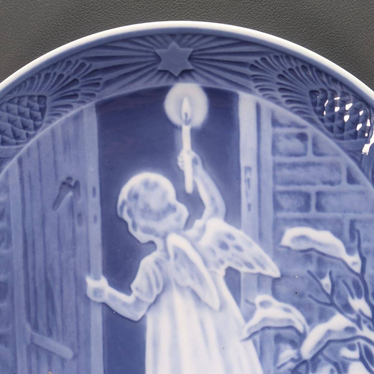 1951 год 1 класса товар Рождество. ангел Royal Copenhagen year plate прекрасный товар ROYAL COPENHAGEN Северная Европа посуда plate античный тарелка 