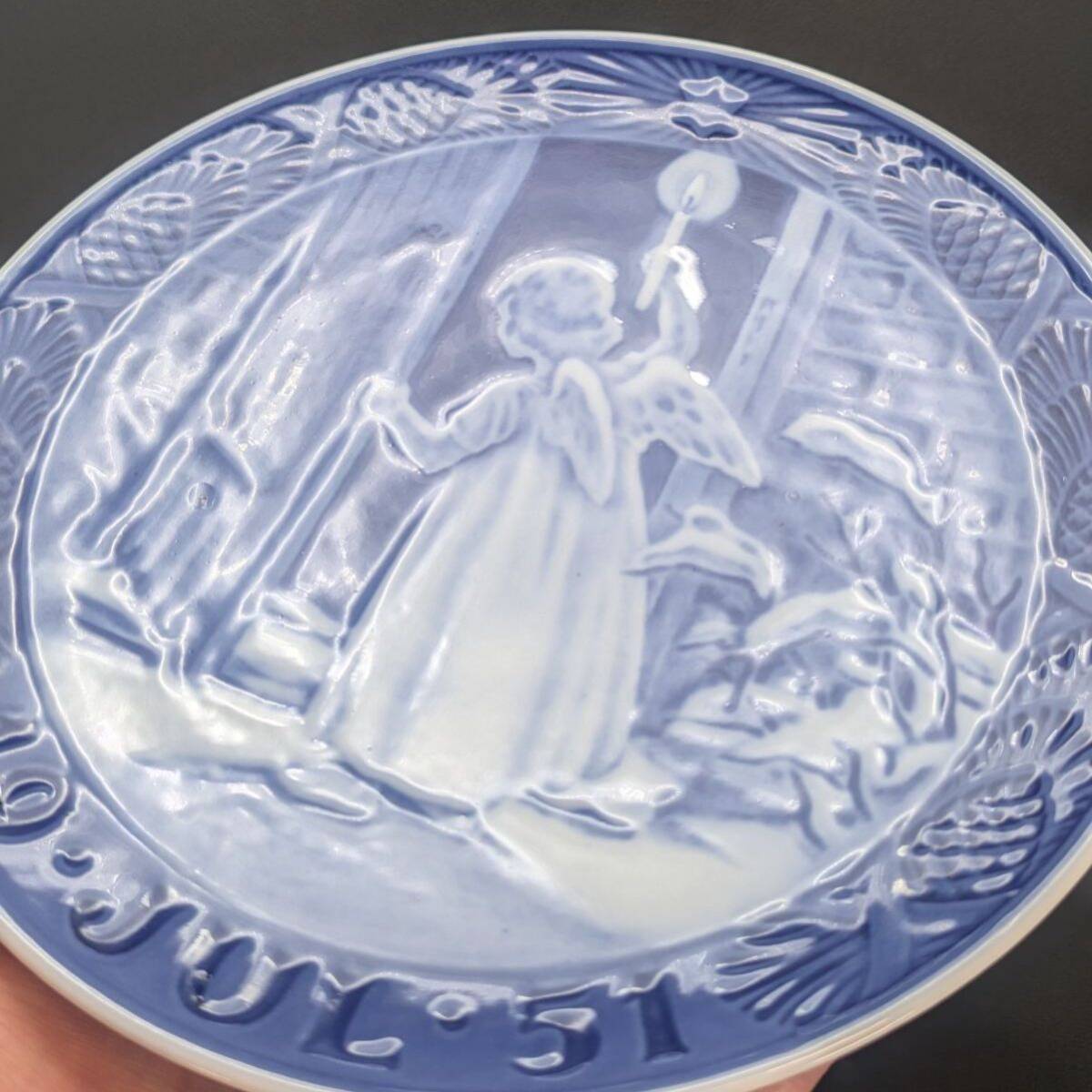 1951 год 1 класса товар Рождество. ангел Royal Copenhagen year plate прекрасный товар ROYAL COPENHAGEN Северная Европа посуда plate античный тарелка 