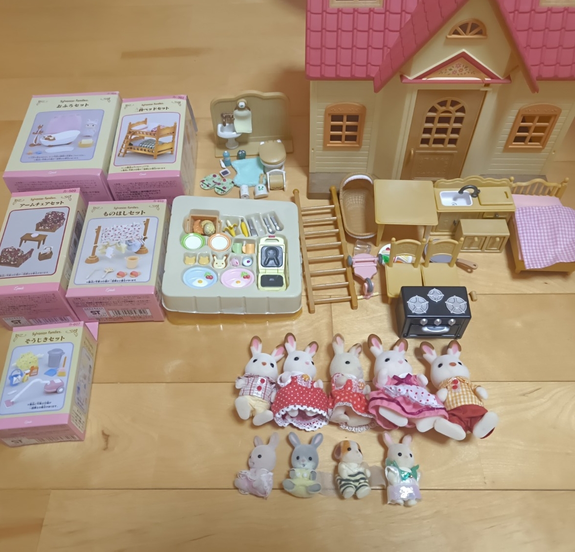 シルバニアファミリー 家具 人形 赤い屋根のおうち_画像1