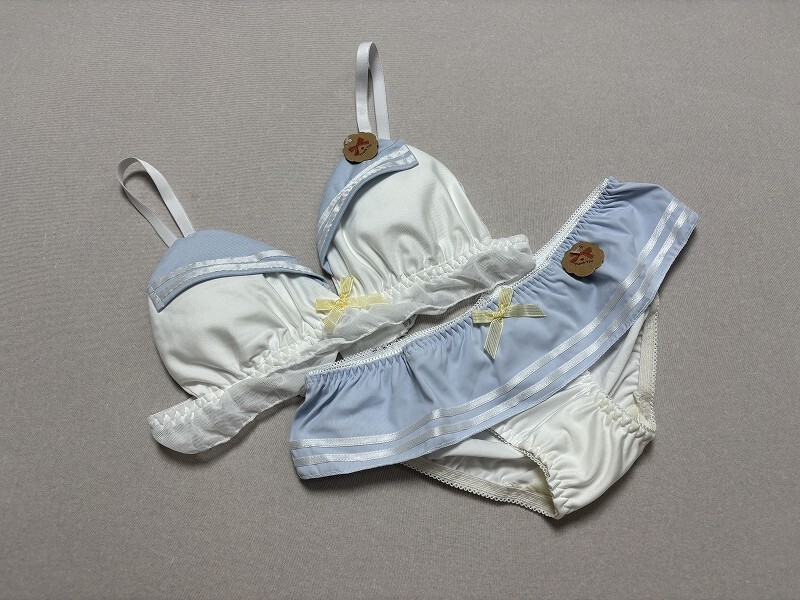 ノンワイヤーブラ・ショーツセット ＸＬ　水色系　コスプレにも♪送料無料_画像2