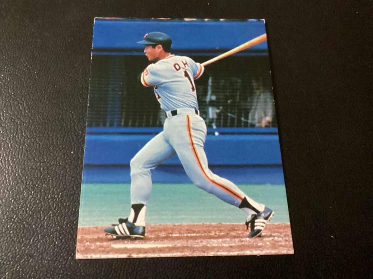 良品　カルビー80年　大判枠あり　王貞治（巨人）No.1　プロ野球カード_画像1