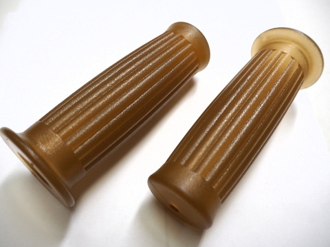 【アールプロ】在庫処分セール　22.2mm ハンドルバー用　バレル グリップ セット CAFE (01-23175CF)_画像1