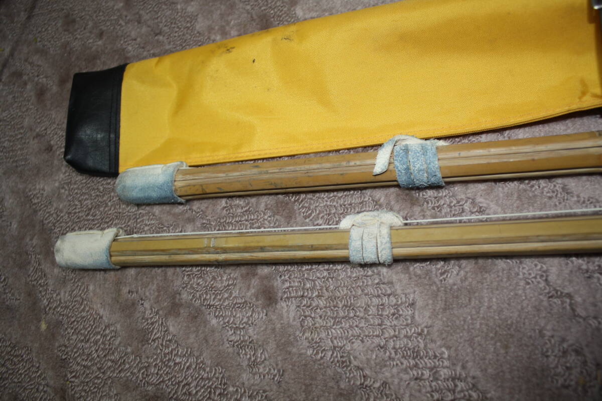 小学生用　竹刀　３０，３２号　２本セット　ケース付き　並品　＆　極上　模造刀　日本刀　小刀　全長70Cm 刀身48Cm 箱付き　現状　　_画像4