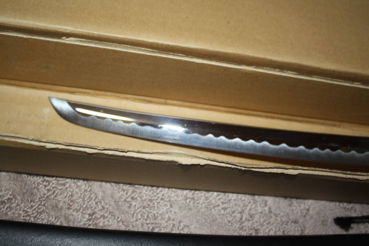 小学生用　竹刀　３０，３２号　２本セット　ケース付き　並品　＆　極上　模造刀　日本刀　小刀　全長70Cm 刀身48Cm 箱付き　現状　　_画像7