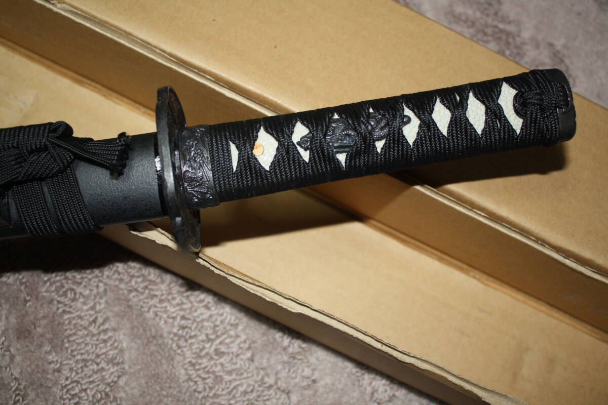 小学生用　竹刀　３０，３２号　２本セット　ケース付き　並品　＆　極上　模造刀　日本刀　小刀　全長70Cm 刀身48Cm 箱付き　現状　　_画像8