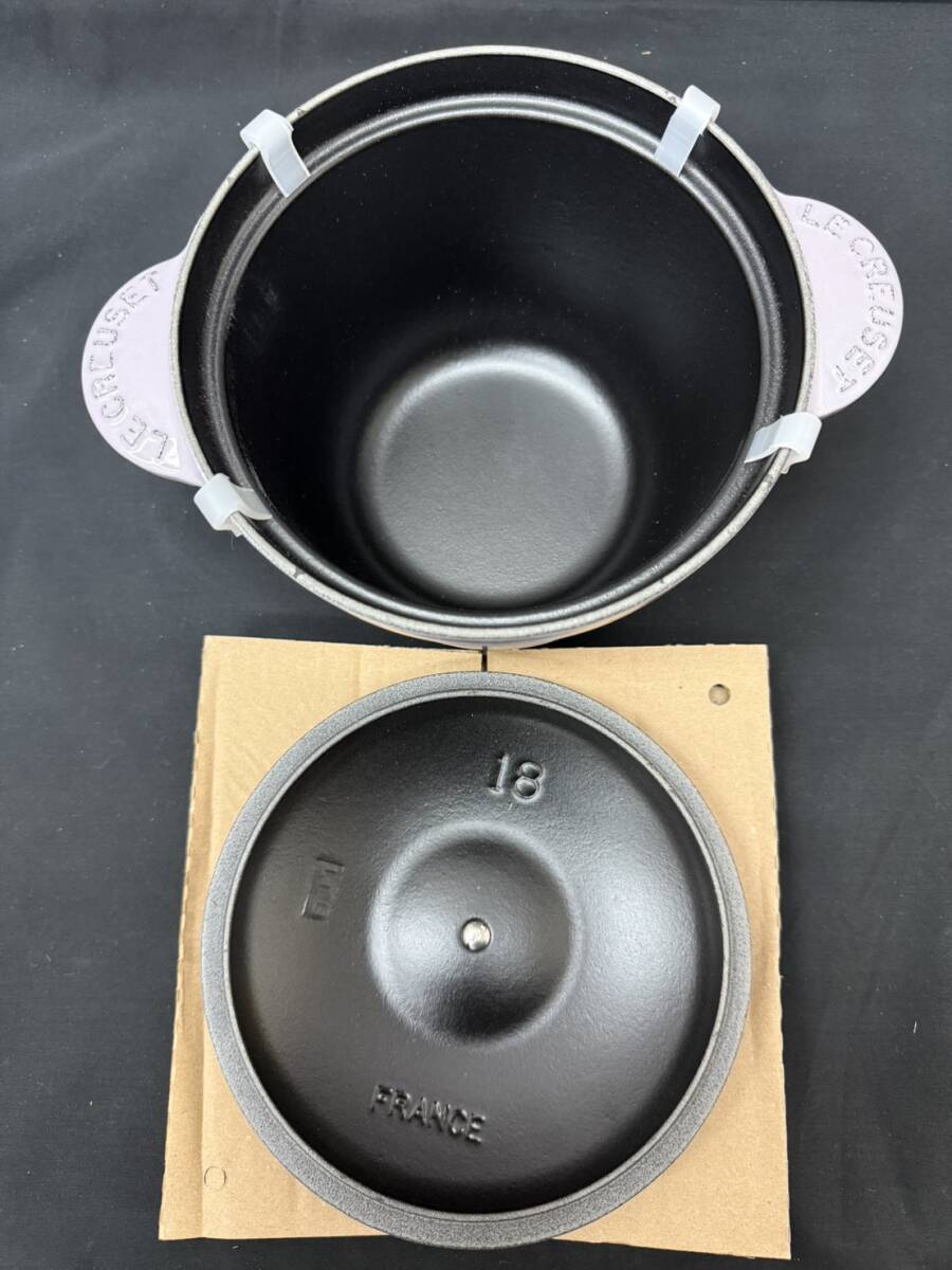 未使用保管品 LE CREUSET ルクルーゼ ココット・エブリィ 18 インナーリッドセット 箱付 パープル系 WA323_画像3