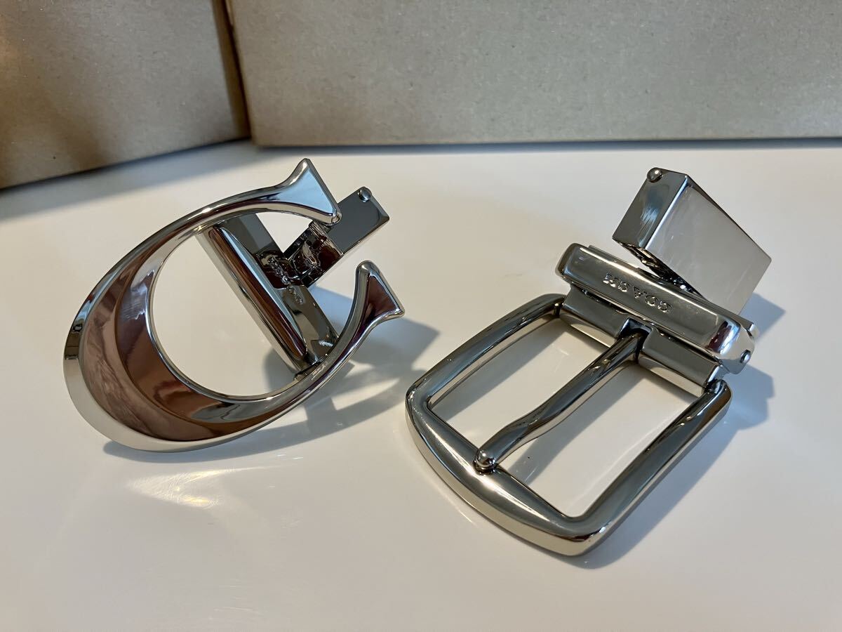COACH コーチ リバーシブル ビジネス ブラウンシグネチャー ベルト シルバーバックル 紳士 社会人 ビジネス ベルトセット_画像9