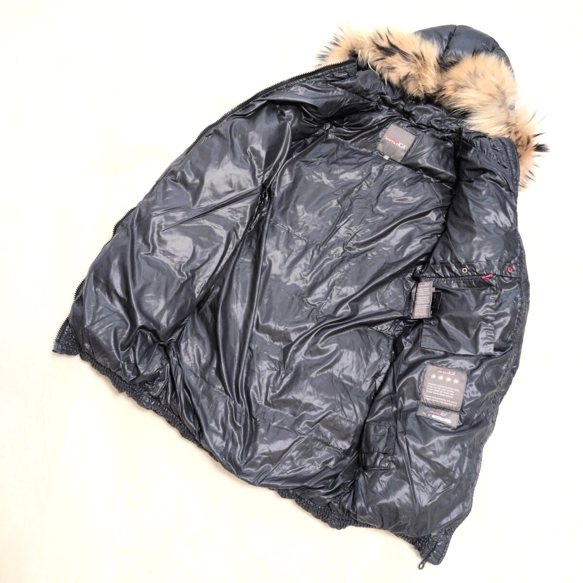 1円〜美品 DUVETICA デュベティカ 38 紺 M相当 レディース高級タヌキファー ダウンコート _画像5