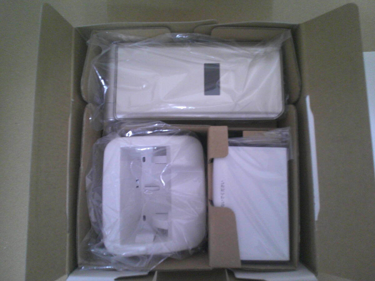 １円スタート　docomo　arrows F-41c ゴールド　ガラケー　残債なし　美品　付属品説明書あり_画像7