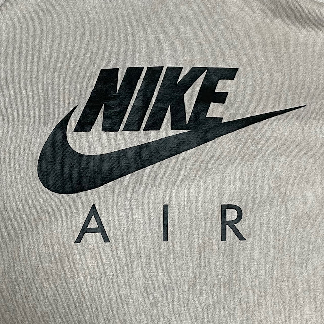 ★NIKE AIR ラインロゴ プルオーバーパーカー Lサイズ ユニセックス_画像2