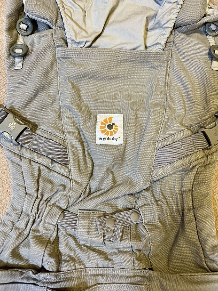 エルゴベビー 抱っこ紐 ergobaby ADAPTベビーキャリア 純正ベビーウエストベルト&ヘッドサポートカバー、aden+anaisよだれパッド付き_画像7