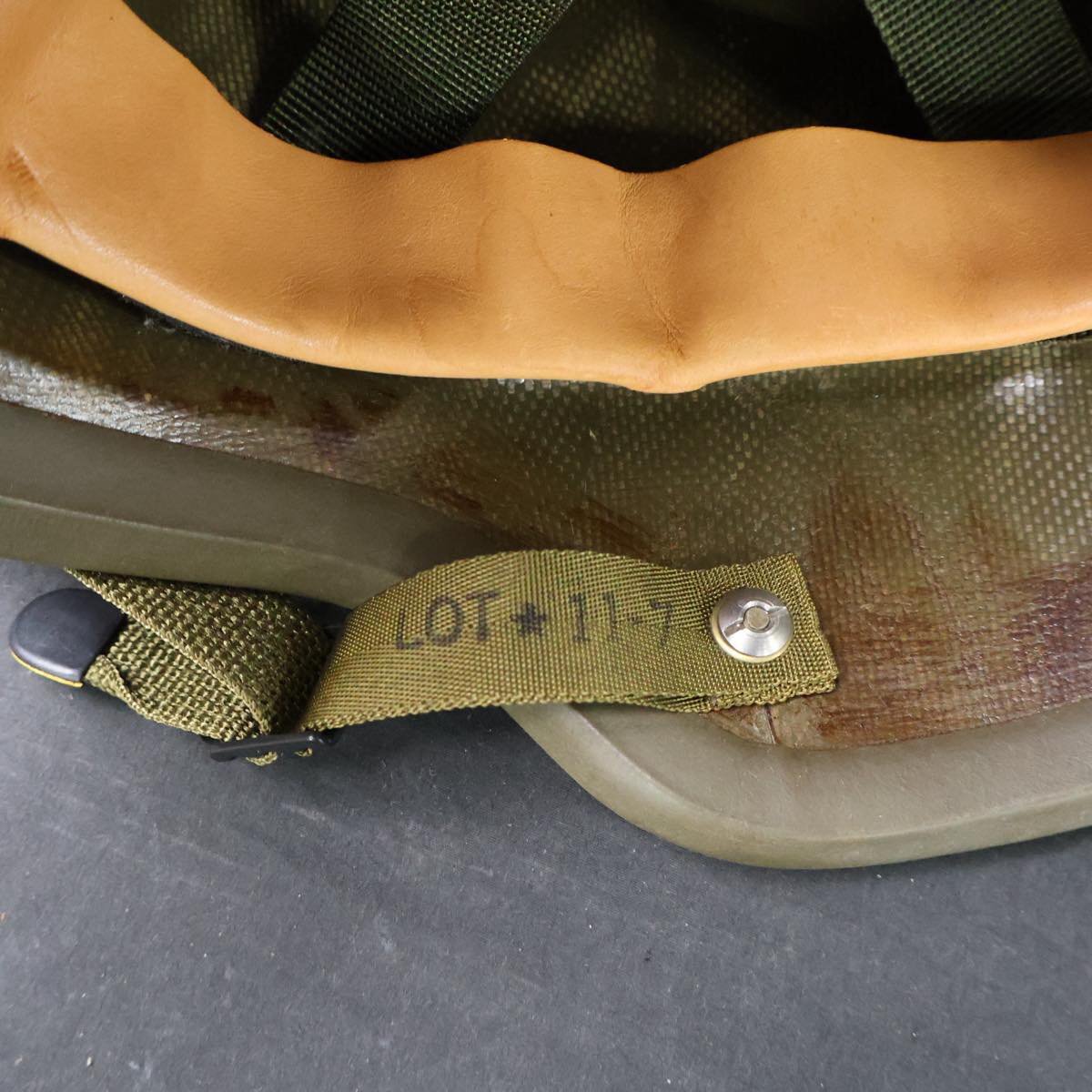  вооруженные силы США сброшенный товар America армия PASGT M-8 размер flitsu шлем M88 кевлар #S-26914