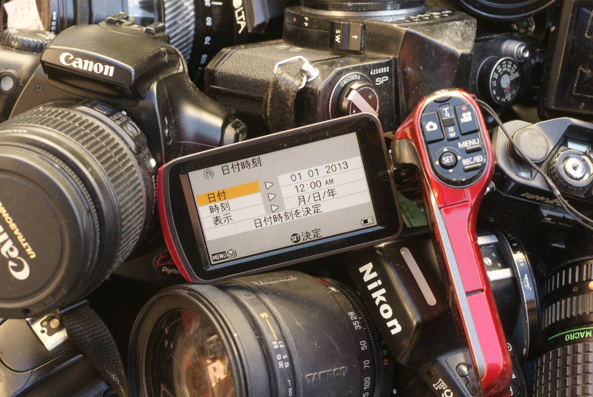 レンズ付き一眼11台+レンズ25本他山盛り完全ジャンクセット_画像8