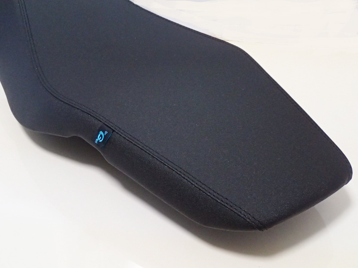 グロム Dr,Gel フラットシート JC61後期/JC75 2016~ ブラックエディション GROM_画像3