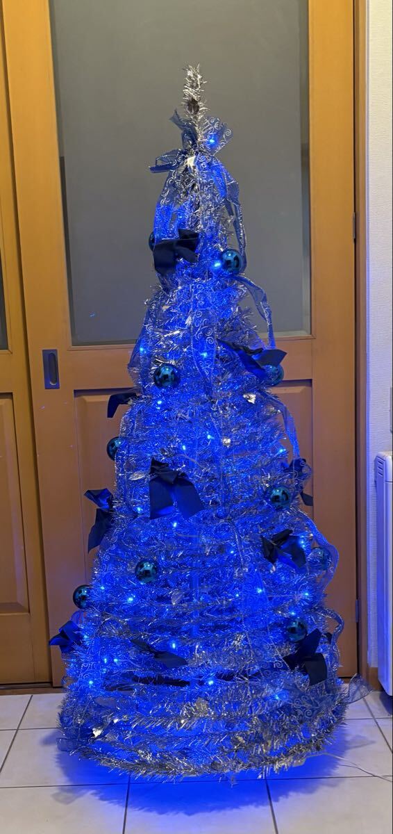 クリスマスツリー ブルー イルミネーションライト LEDライト フォールディングツリー 折り畳みタイプ 簡単組み立て 150cm_画像5